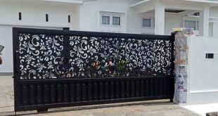 Pintu besi cutting minimalis warna hitam doff desain modern untuk rumah